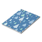 青いクリスマスツリーと雪のパターン ノートパッド (回転)