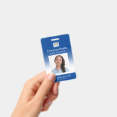 青いグラデーションロゴの写真 従業員名 タイトル ID バッジ (手持ち)
