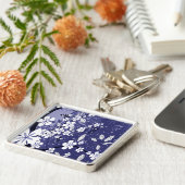 青いグランジの白い花 キーホルダー (側面)