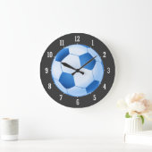 青いサッカーボール ラージ壁時計 (ホーム)