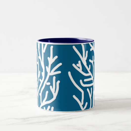 青いサンゴの水中競技生活 ツートーンマグカップ (中央)