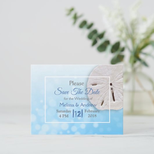 青いサンドダラーにテーマを当てた結婚式のSave the Date 案内ポストカード (スタンド正面)