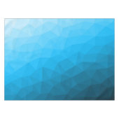 青いシアン色のグラデーションジオメトリメッシュパターン三角形 テーブルクロス (正面(横))