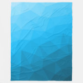 青いシアン色のグラデーションジオメトリメッシュパターン三角形 フリースブランケット (正面)