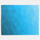 青いシアン色のグラデーションジオメトリメッシュパターン三角形 フリースブランケット (正面(横))