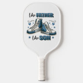 青いスニーカー父親のように、息子のように ピックルボールラケット (正面)