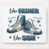 青いスニーカー父親のように、息子のように マウスパッド (正面)