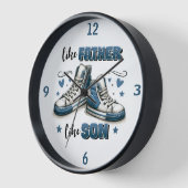 青いスニーカー父親のように、息子のように 壁時計 (傾斜)