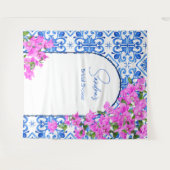 青いタイルのブーゲンビリアエレガントな写真背景 タペストリー (正面(横))