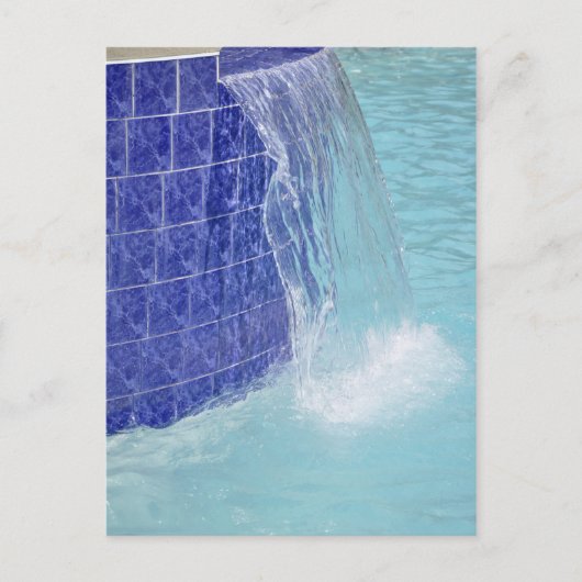 青いタイル張りのプール噴水 ポストカード (正面)