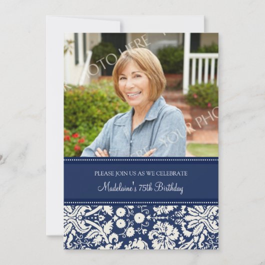 青いダマスク織の写真の第75バースデーパーティ招待状 招待状 (正面)