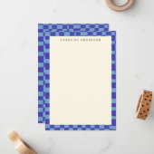 青いチェッ縁どカーボパーソナライズされたード名フラット ノートカード (正面/裏面インサイチュ)