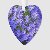 青いデイジーのような花の自然写真 オーナメント (正面)