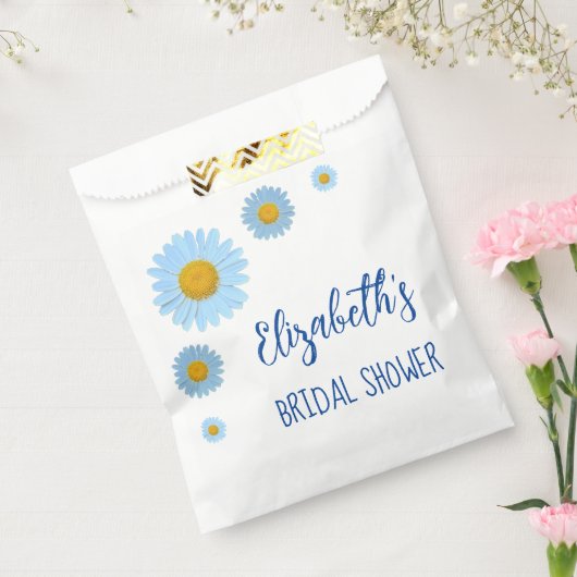 青いデイジーの花のブライズシャワー フェイバーバッグ (封をした状態)