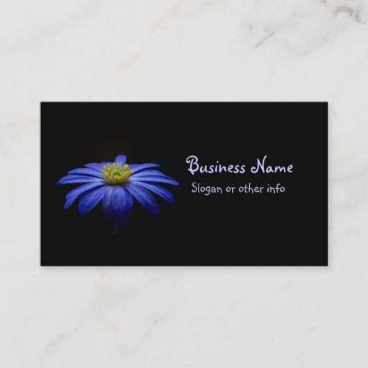 青いデイジーガーベラの花と黒い背景 名刺 (正面)