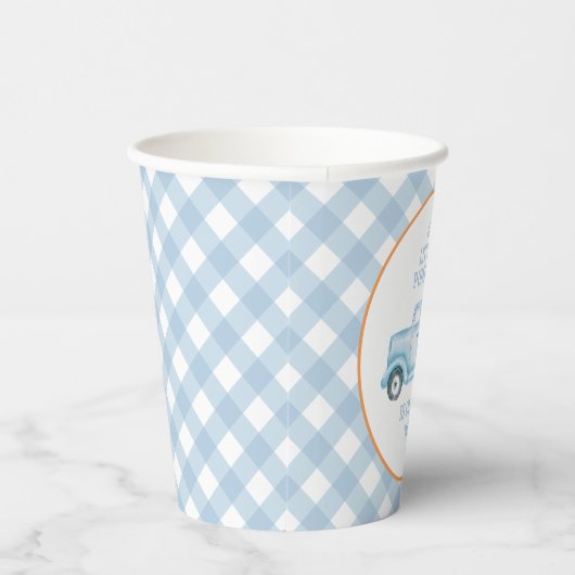 青いトラックの赤ちゃんシャワーの途中の小さなカボチャ 紙コップ (右)