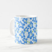 青いハイビスカス、青い花、花の模様 コーヒーマグカップ (正面左)