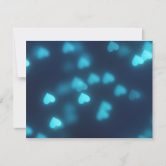 青いハートの輝フェイクく紙吹雪の点 招待状 (裏面)