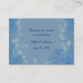 青いハートパーソナライズされたの結婚テーブル プレイスカード (裏面)