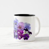 青いパンジーの花の花の春のパンジー ツートーンマグカップ (正面右)