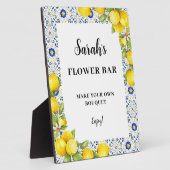 青いパーソナライズされたタイルにレモン花のバーサイン フォトプラーク (側面)