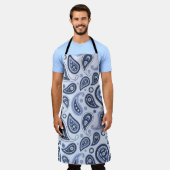 青いペイズリーパターン エプロン (着用した状態)