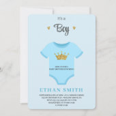 青いボディスーツを着た男の子の招待状 生まれたばかりの 招待状 (正面)