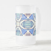 青いマンダラハートパターンThunder_Cove フロストグラスビールジョッキ (正面右)