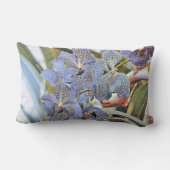 青いラバンダー色の蘭の花 ランバークッション (裏面)