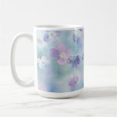 青いラベンダー白紫の花 コーヒーマグカップ (左)