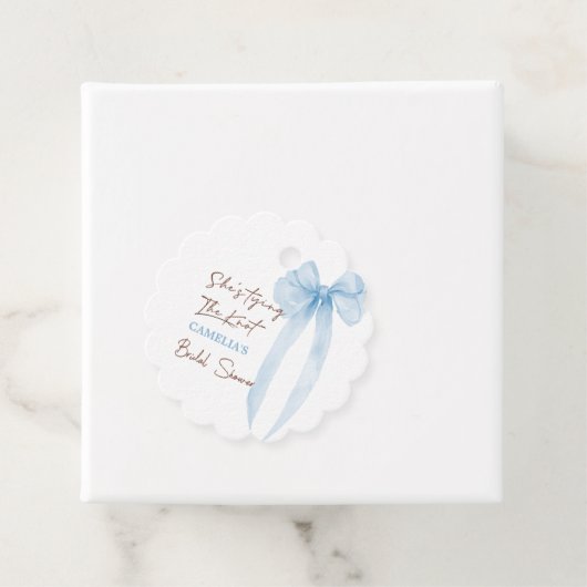 青いリボンの結婚前お披露目パーティー フェイバータグ (インサイチュ)