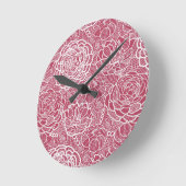 青いレースの花のパターンの背景 ラウンド壁時計 (傾斜)