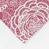 青いレースの花模様の背景 フリースブランケット (角)