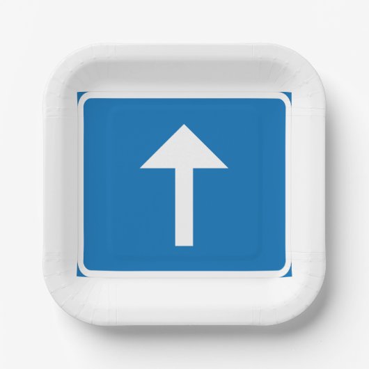 青い一方向のトラフィックのサインアップ矢印の道路記号 ペーパープレート (正面)