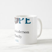 青い休日の太字の子供の写真の名前 コーヒーマグカップ (正面右)