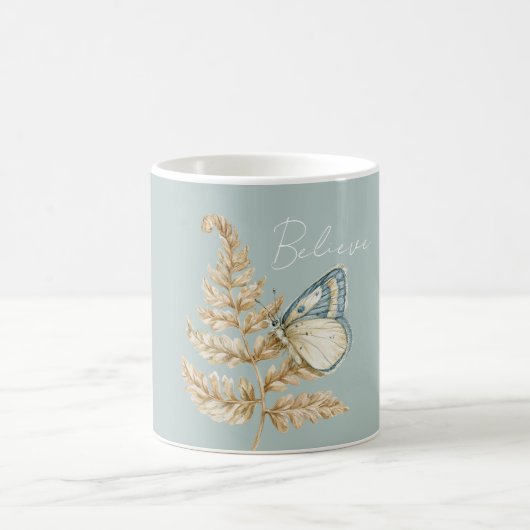 青い信じる蝶 コーヒーマグカップ (中央)