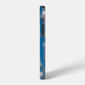 青い光を持つ人の手 iPhoneケース (左側面)