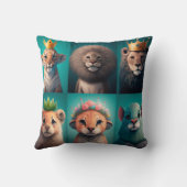 青い冠をかぶった可愛い野生動物 クッション (裏面)
