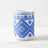 青い十字のステッチのクラシックなマグのウクライナの青 コーヒーマグカップ (中央)