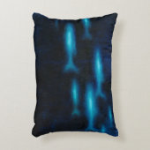 青い半透明の魚のシルエット アクセントクッション (正面(垂直))