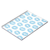 青い唇、唇のパターン、青い口紅、キス ノートブック (左側)