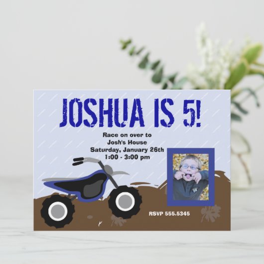 青い土のバイクの誕生日の招待状 招待状 (スタンド正面)