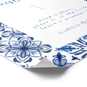 青い地中海のタイルとオレンジのゲストブック ポスター (角)