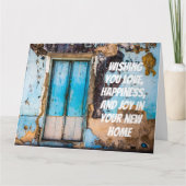 青い壁とドア新しいホームおめでとうカード カード (正面)