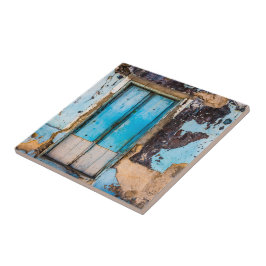 青い壁とドア タイル