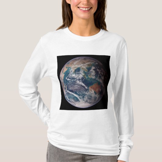 青い大理石の地球（東半球） Tシャツ (正面)