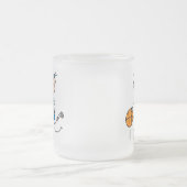 青い女の子のバスケットボールのTシャツおよびギフト フロストグラスマグカップ (中央)