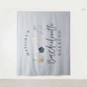 青い女の子のモダンなドリンク バチェロレッテウィークエンド タペストリー (正面)