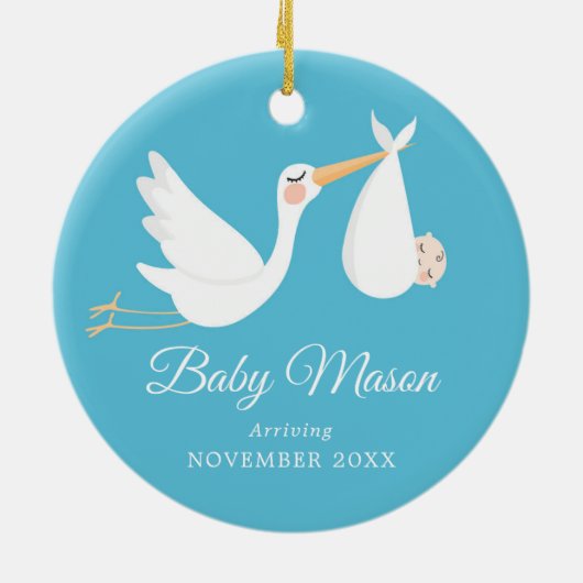 青い妊娠の発表の男の赤ちゃん セラミックオーナメント (裏面)
