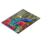 青い孔雀がピンクのバラ園に立つ ノートブック (左側)